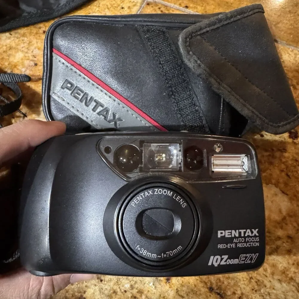 Pentax IQZoom EZY 38-70mm Zoom Film Camera - Untested